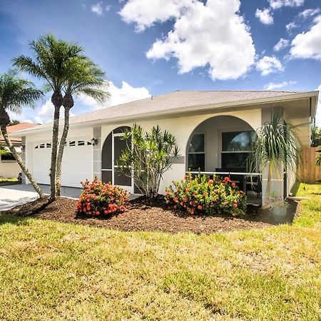 Naples Home With Lanai And Pool Near Vanderbilt Beach! Exterior photo